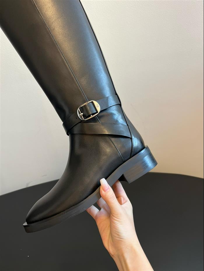 20251128173019178 540